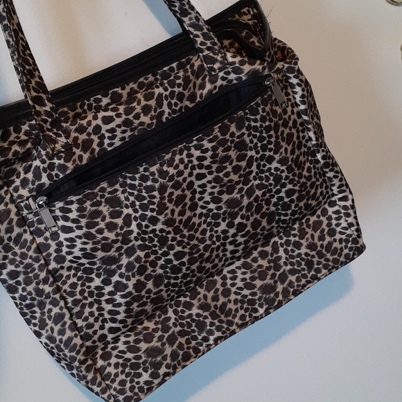 Leopard Print Tote - Picture 2 of 2
